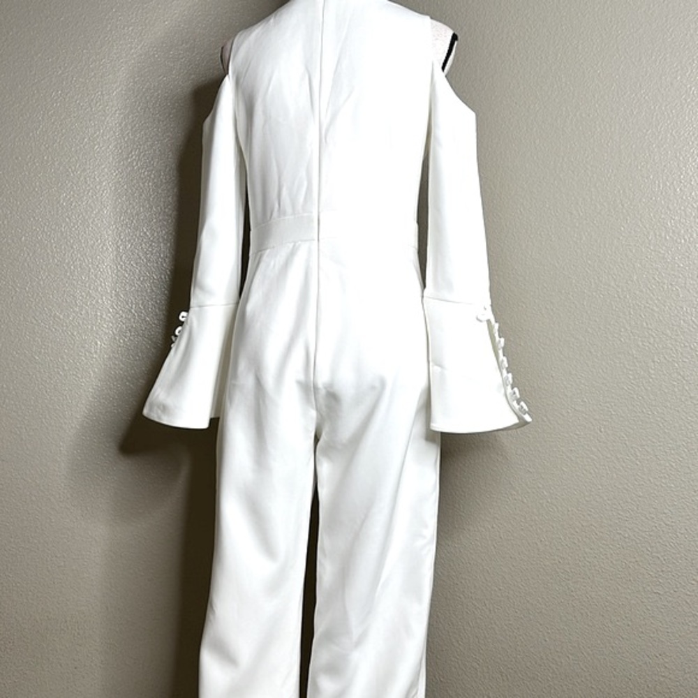 EUC Alexis Bali button bell sleeve white jumpsuit Shoulder Cutout women’s Small - Picture 7 of 10